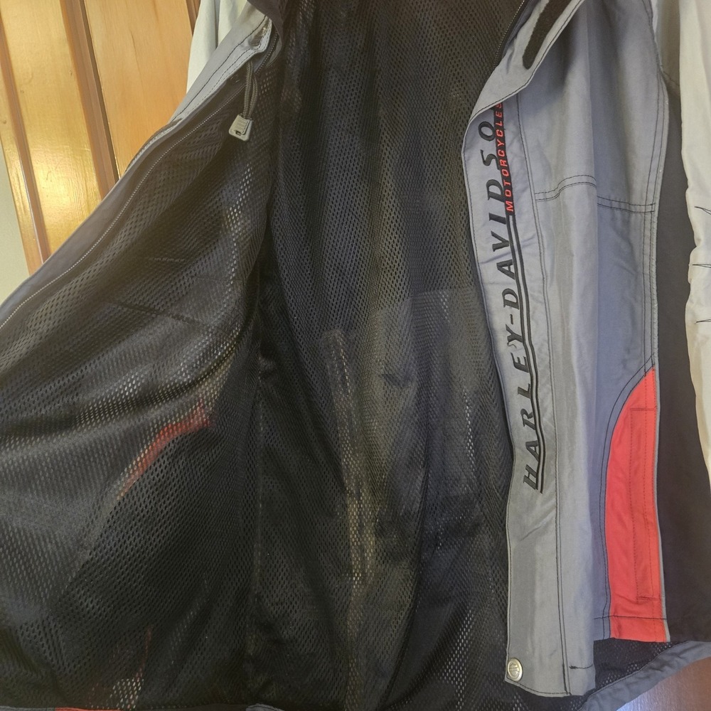 Harley-Davidson Windbreaker Black Gray Mens Medium Logo Hooded Motorcycle EUC - Picture 6 of 13